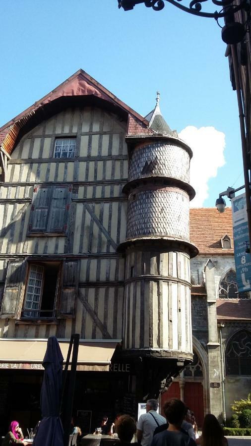 Les Tilleuls & Co Troyes Eksteriør billede